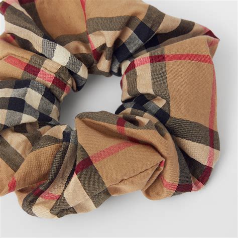 burberry check cotton scrunchie.